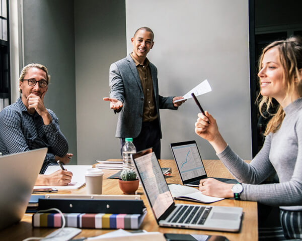 Contoh CV profesional yang disukai HRD